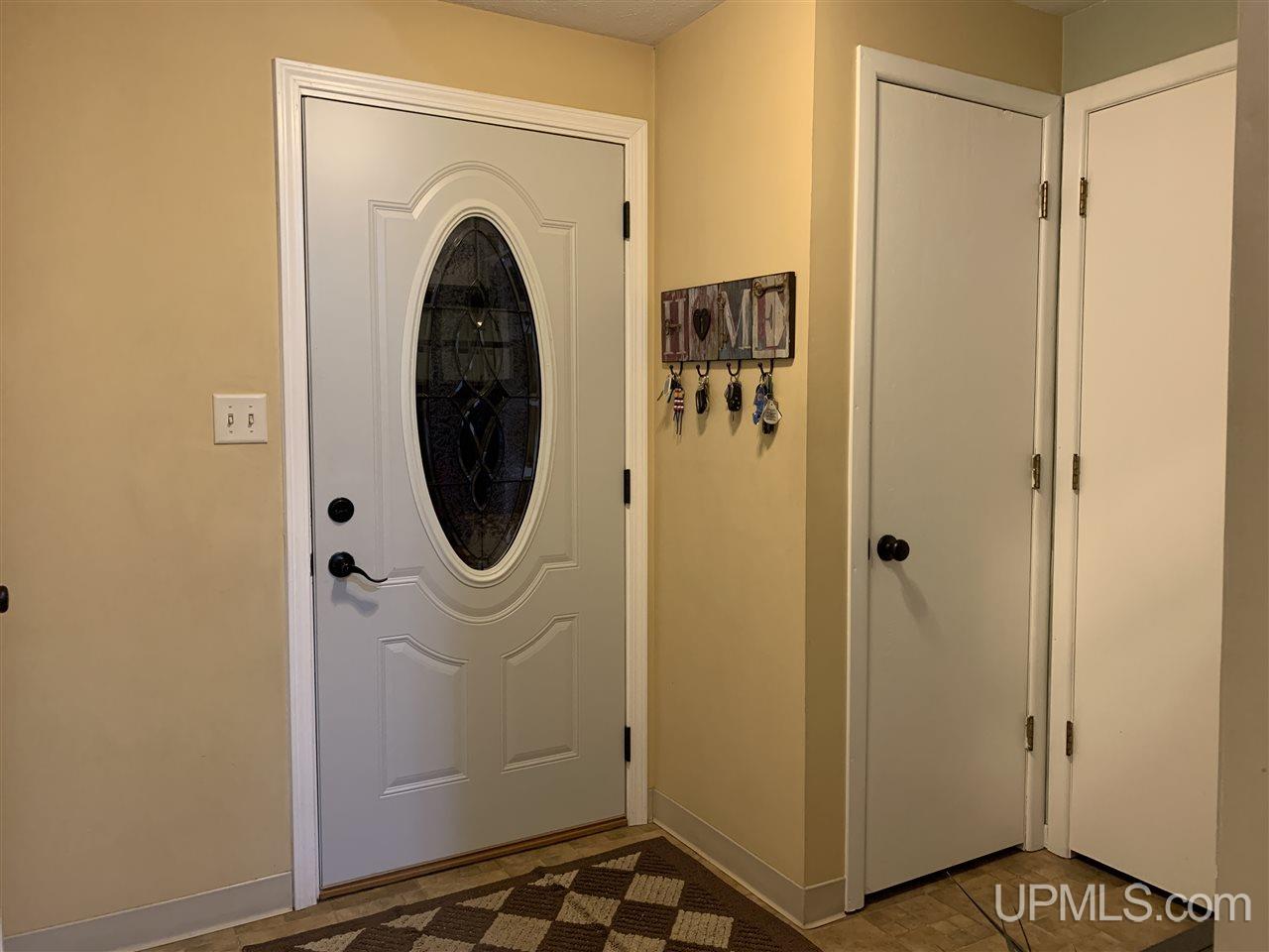 615 5th Street Lanse, MI 49946 - Photo 11 of 27