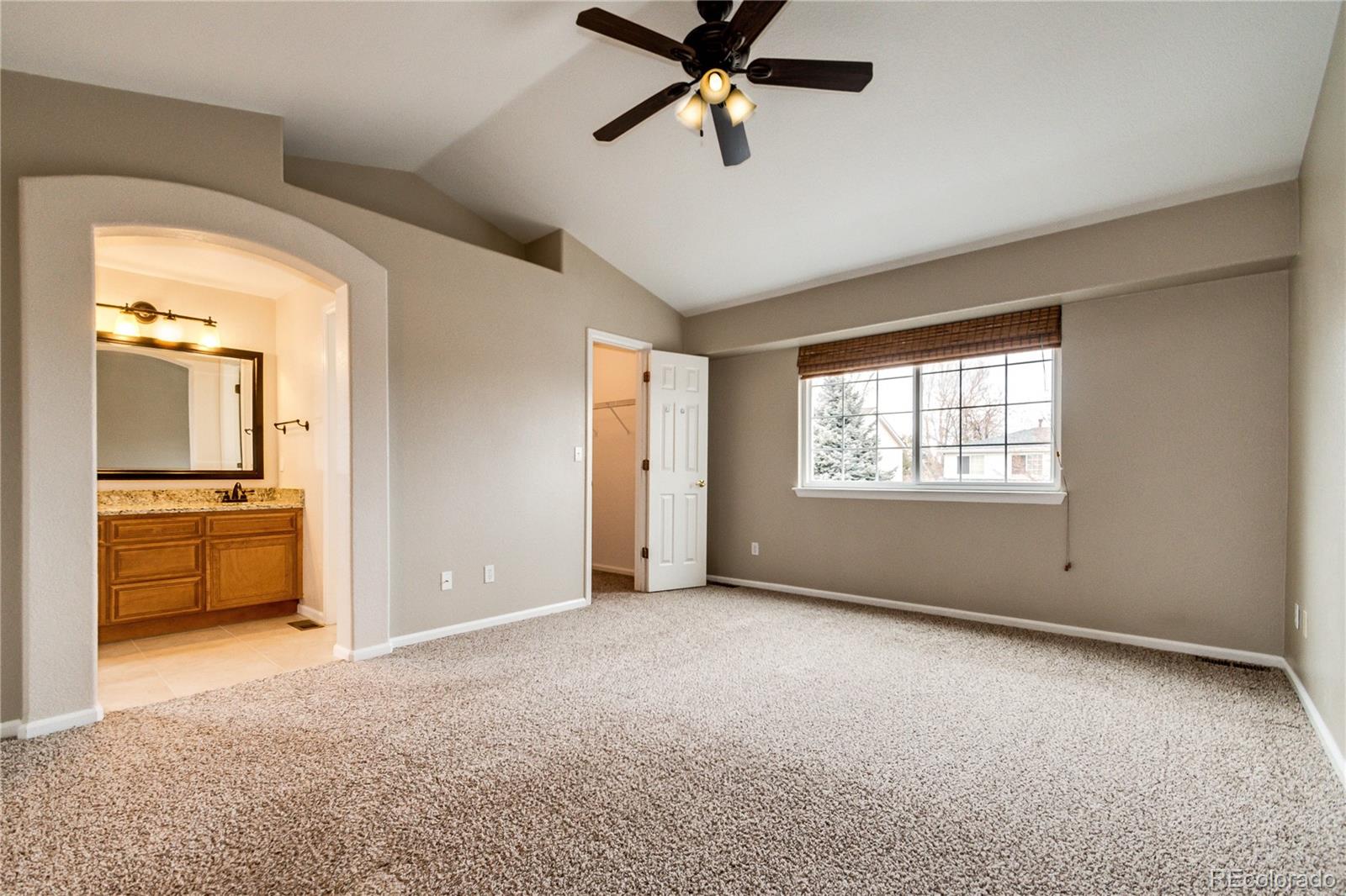 9476 Morning Glory Way Highlands Ranch, CO 80130 - Photo 22 of 33