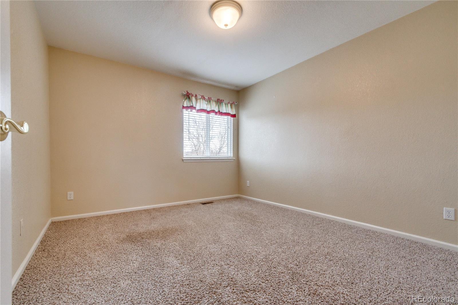 9476 Morning Glory Way Highlands Ranch, CO 80130 - Photo 26 of 33