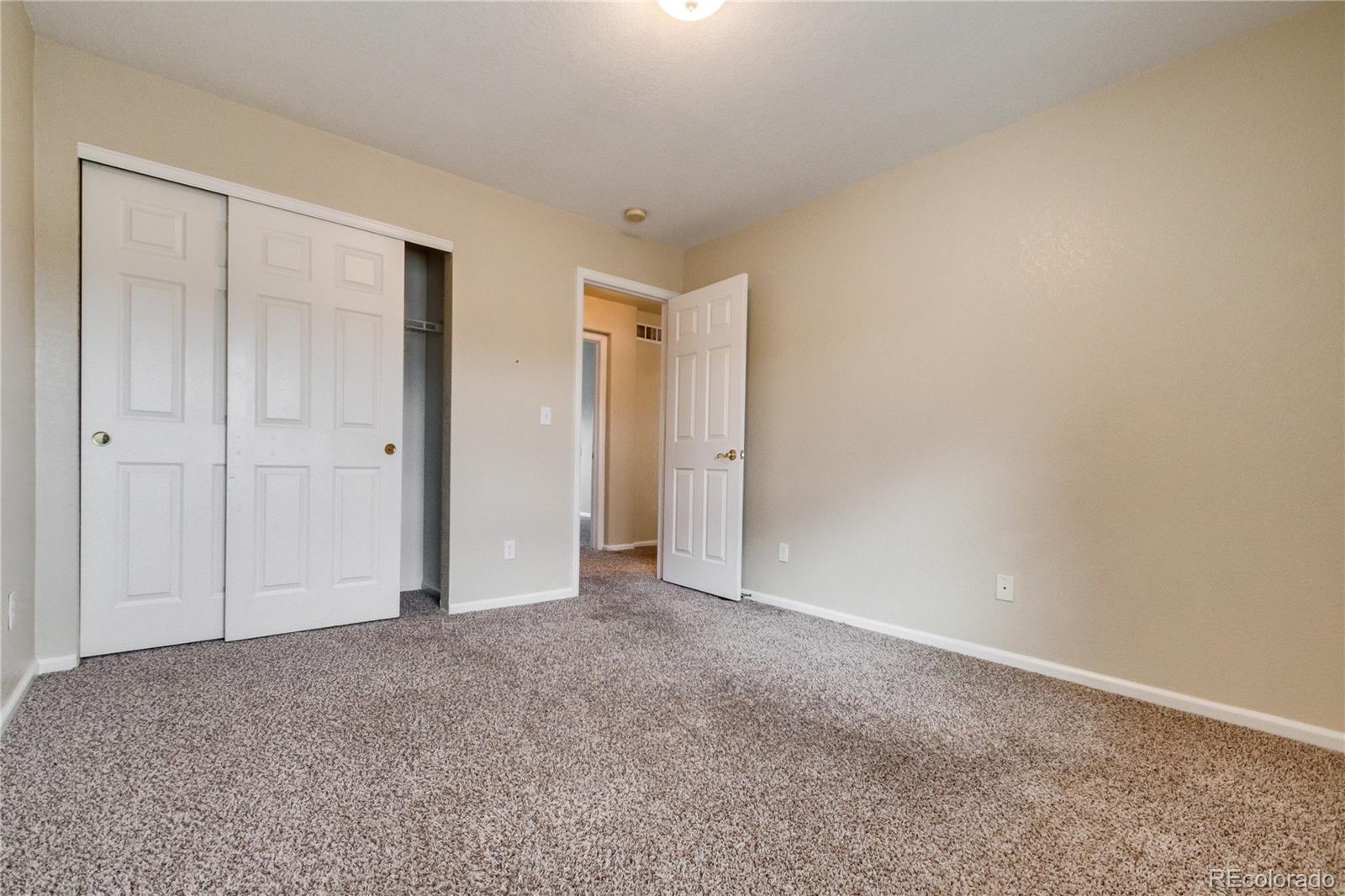 9476 Morning Glory Way Highlands Ranch, CO 80130 - Photo 28 of 33