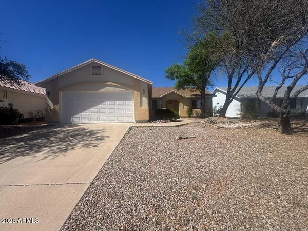 $1,400 | 5293 Cedar Springs Drive, Sierra Vista, AZ 85635