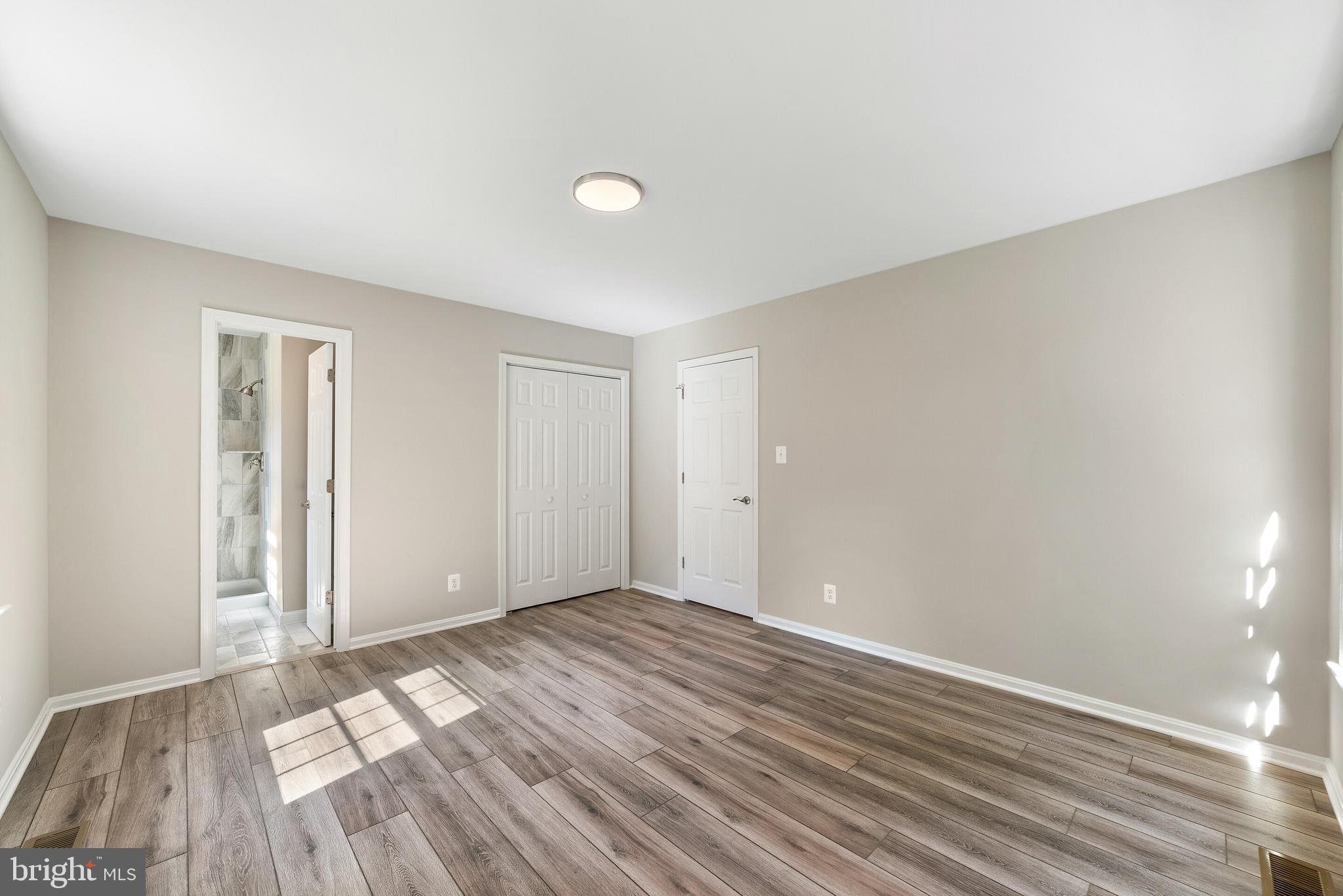 6052 Pilgrims Rest Road Broad Run, VA 20137 - Photo 22 of 35 Primary bedroom with full bath