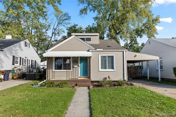 $1,700 | 2215 Rowland Avenue, Royal Oak, MI 48067