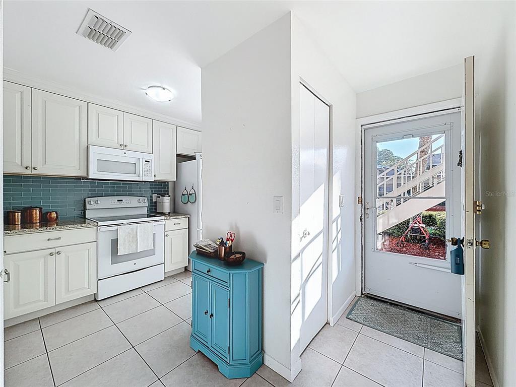 4833 Myrtle Oak Drive, Unit 12 New Port Richey, FL 34653 - Photo 6 of 54