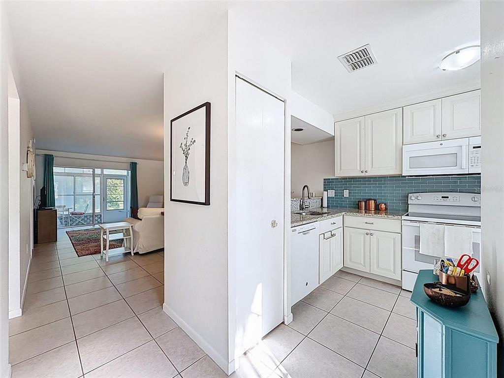 4833 Myrtle Oak Drive, Unit 12 New Port Richey, FL 34653 - Photo 7 of 54