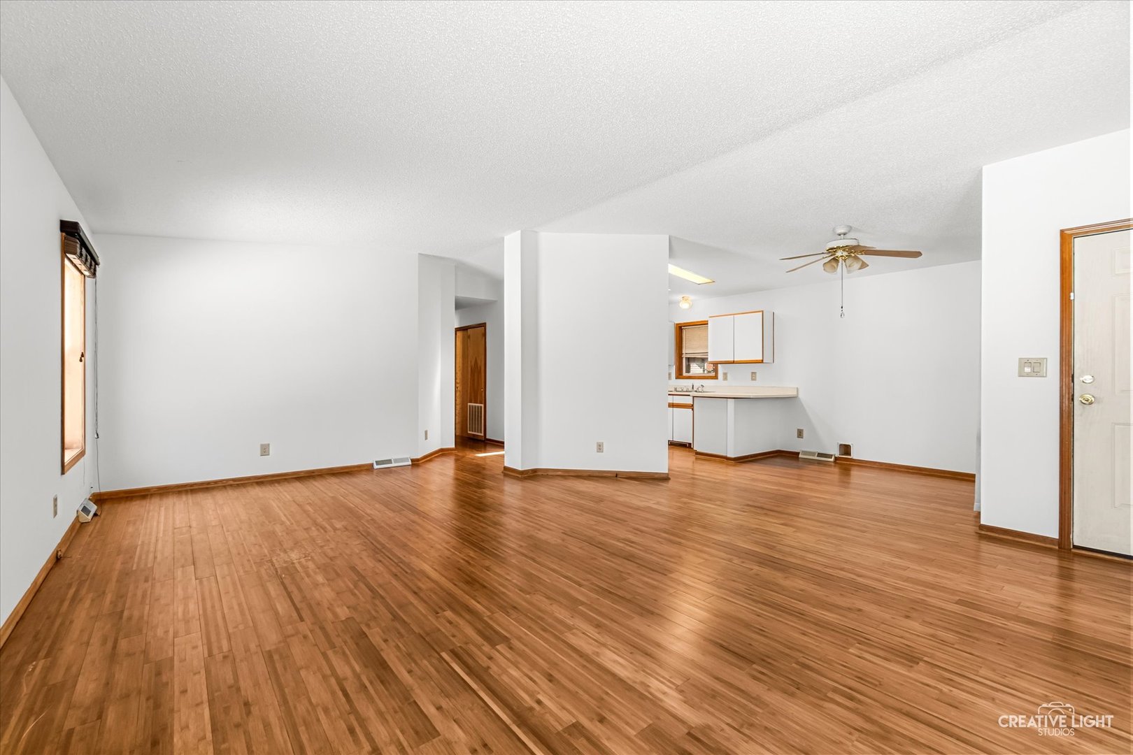 70 Melbrooke Road Elgin, IL 60123 - Photo 6 of 17