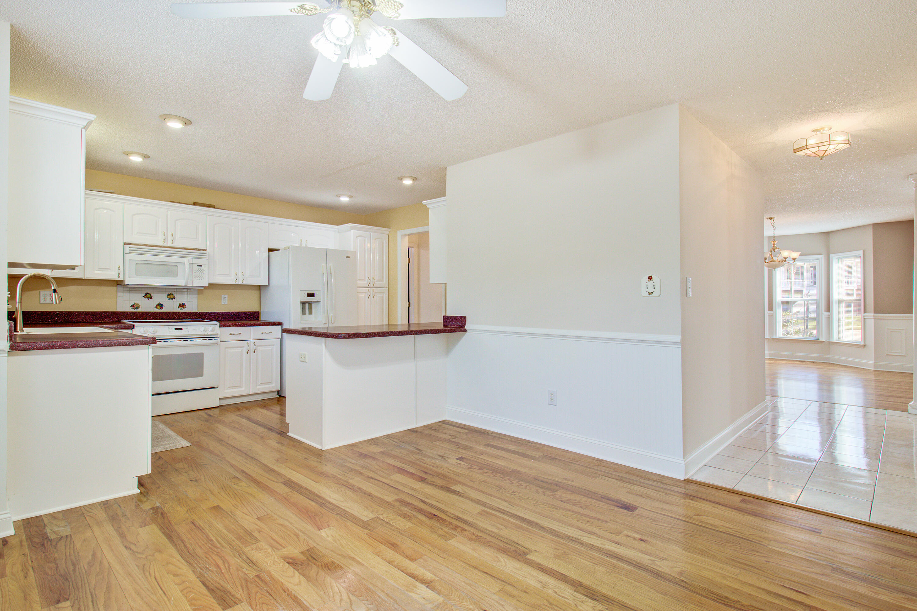 123 Spalding Circle Goose Creek, SC 29445 - Photo 14 of 43 Kitchen