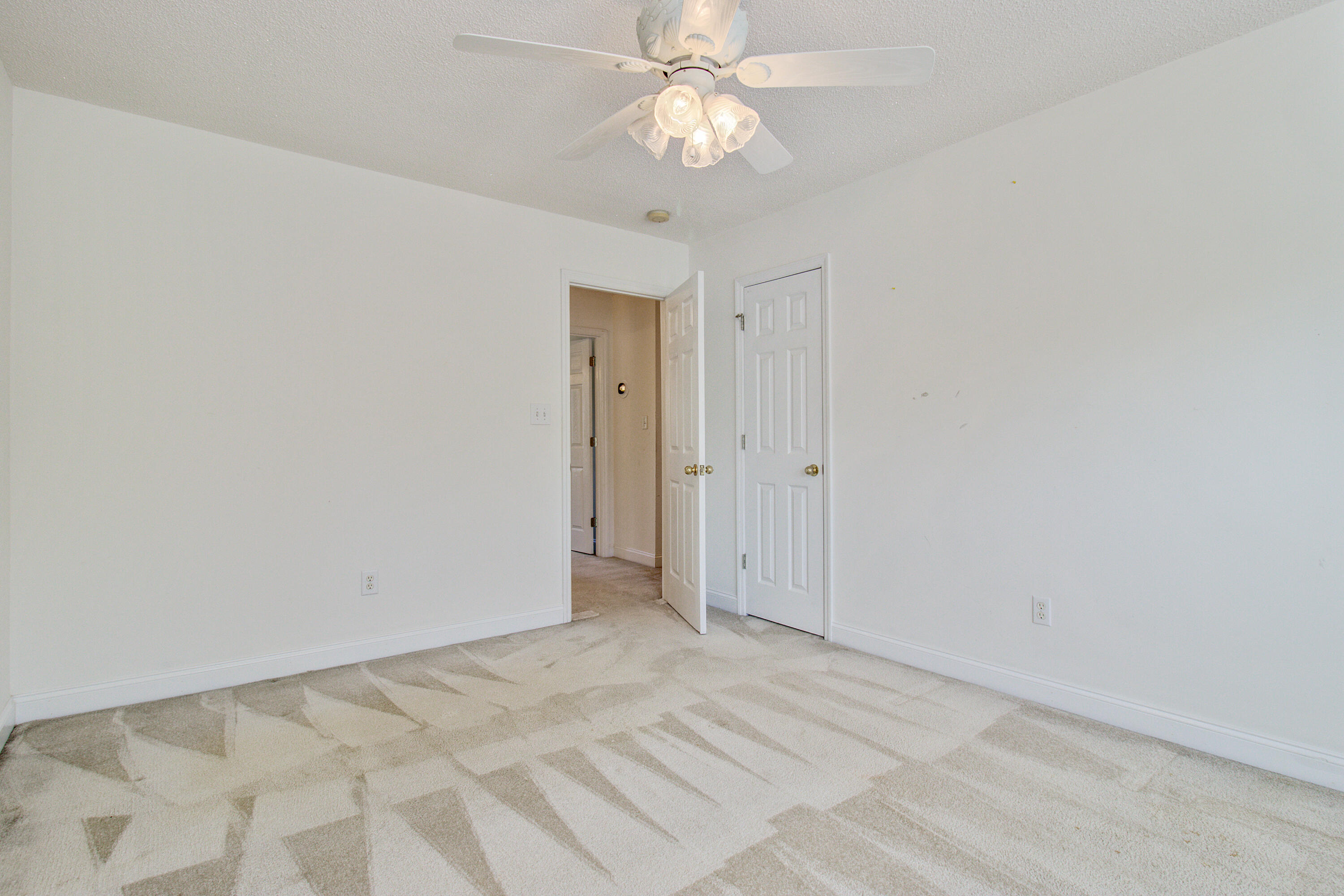 123 Spalding Circle Goose Creek, SC 29445 - Photo 33 of 43 Secondary Bedroom