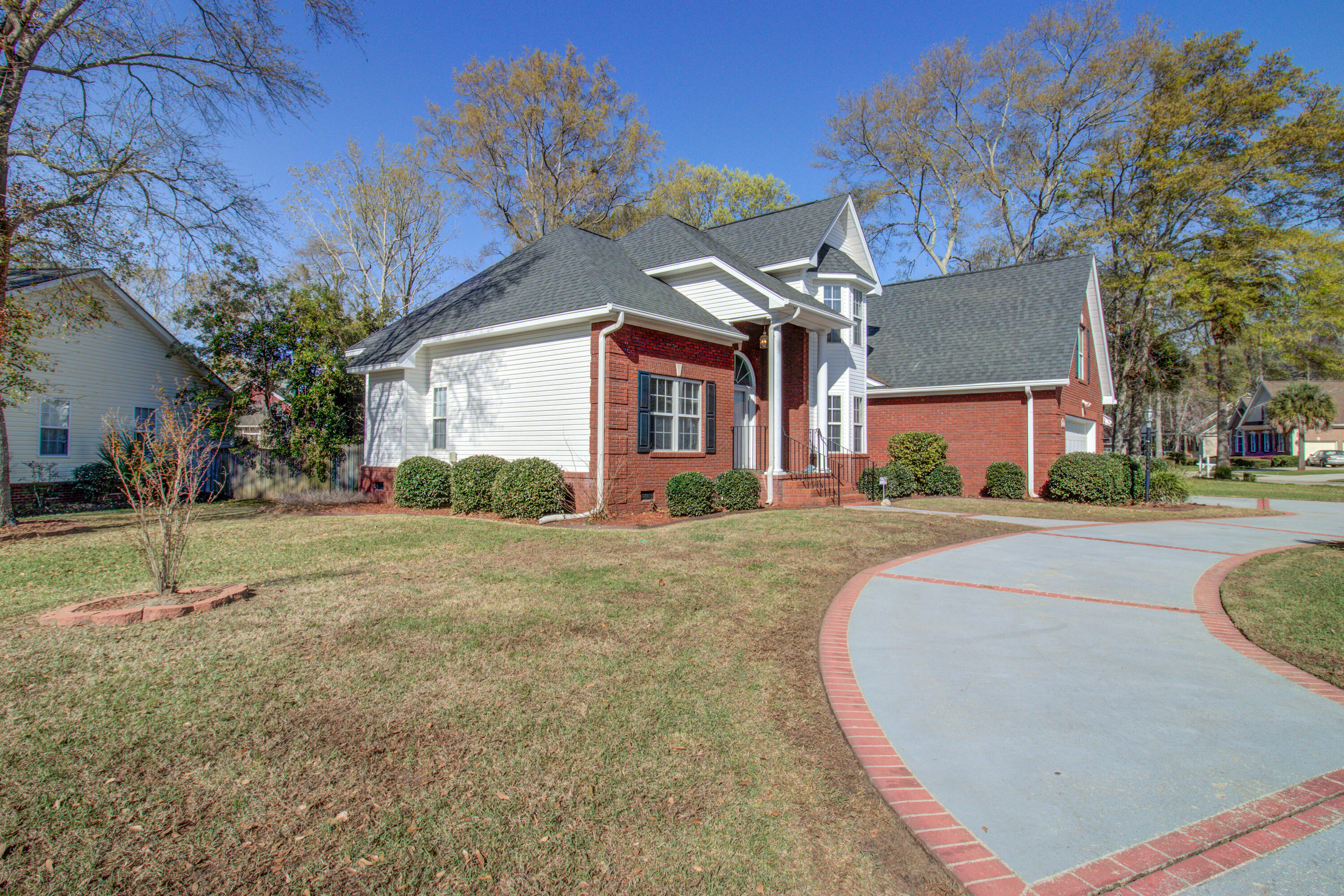 123 Spalding Circle Goose Creek, SC 29445 - Photo 4 of 43 Front Driveway