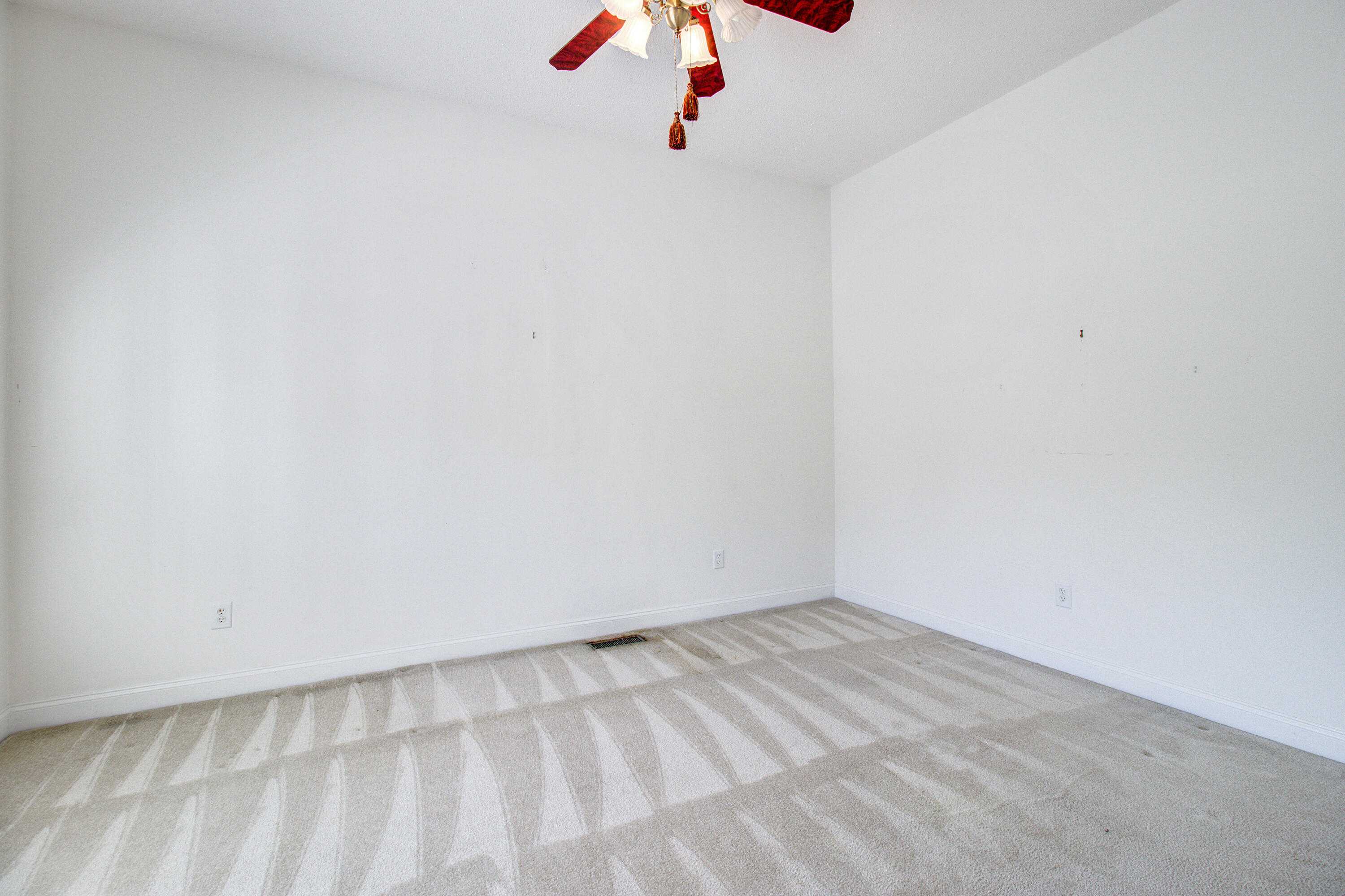 123 Spalding Circle Goose Creek, SC 29445 - Photo 9 of 43 Office/Media/Formal Living