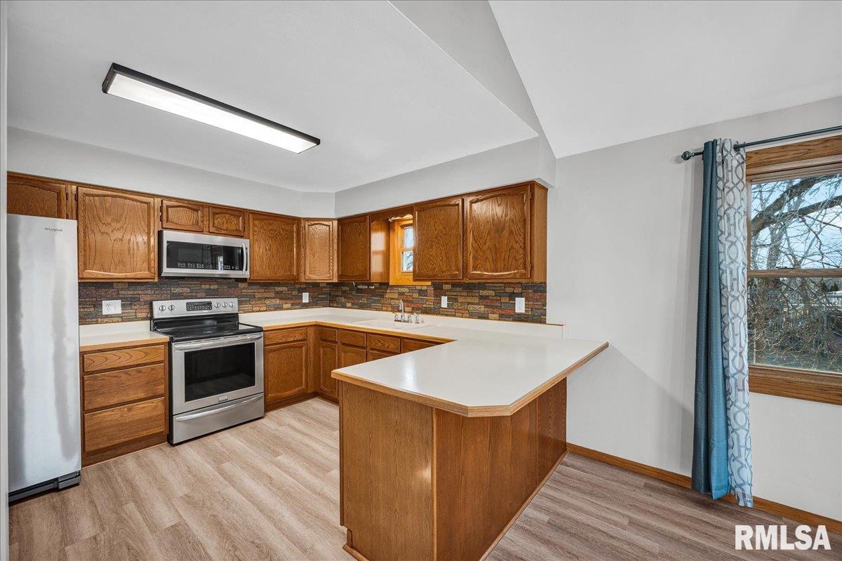 9320 West Lake Camelot Drive Mapleton, IL 61547 - Photo 12 of 59
