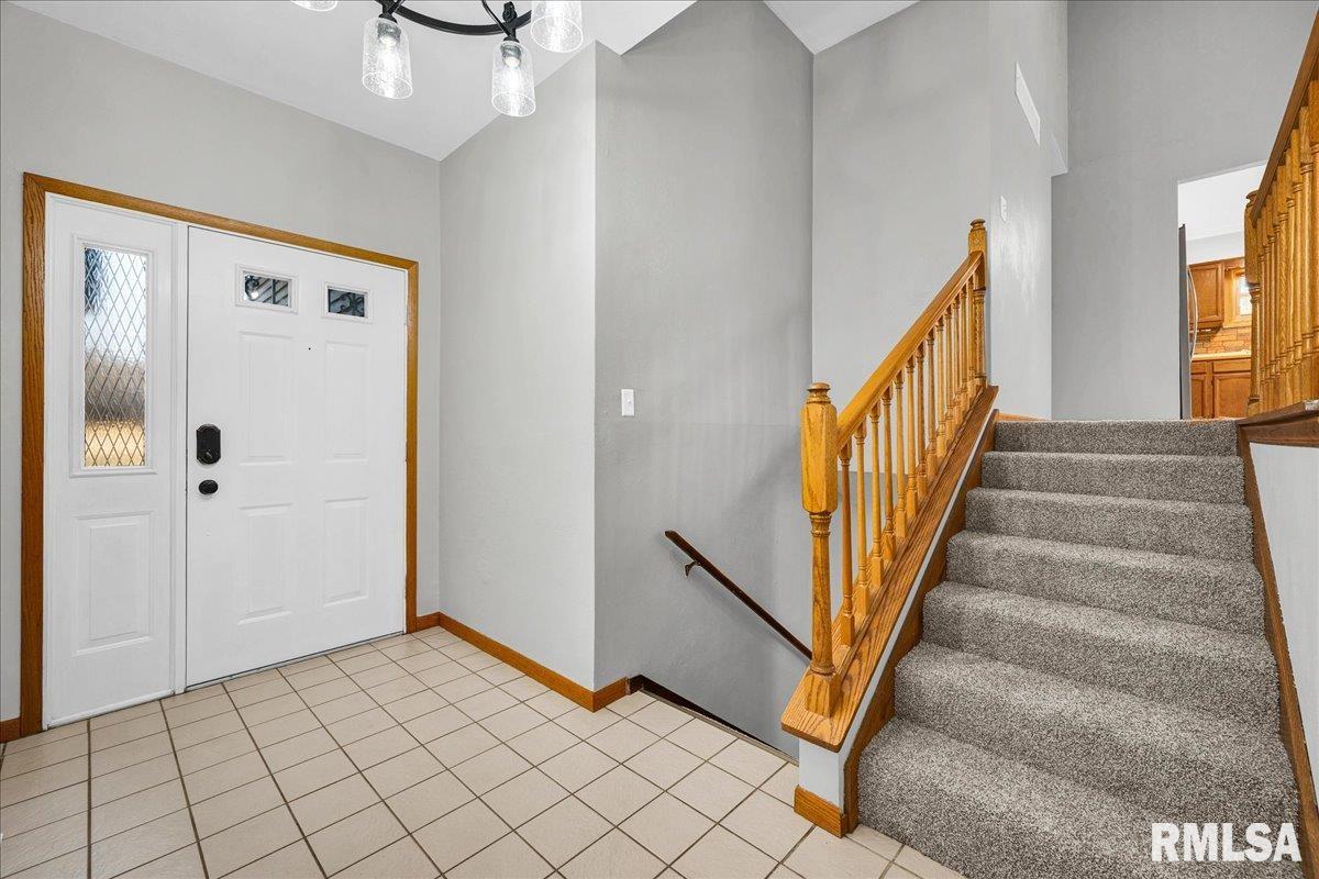 9320 West Lake Camelot Drive Mapleton, IL 61547 - Photo 4 of 59