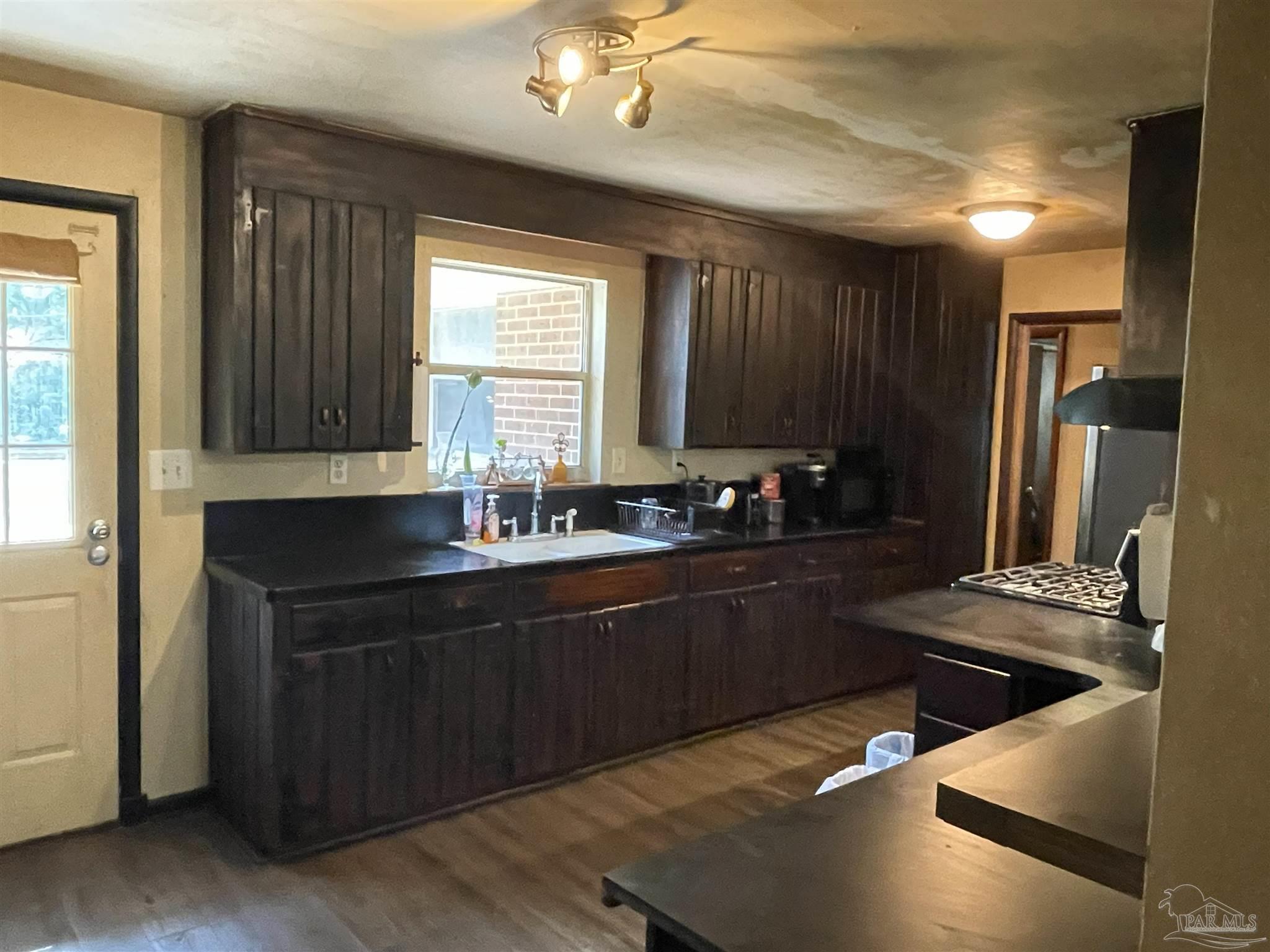 5921 Count Road Pensacola, FL 32503 - Photo 12 of 46