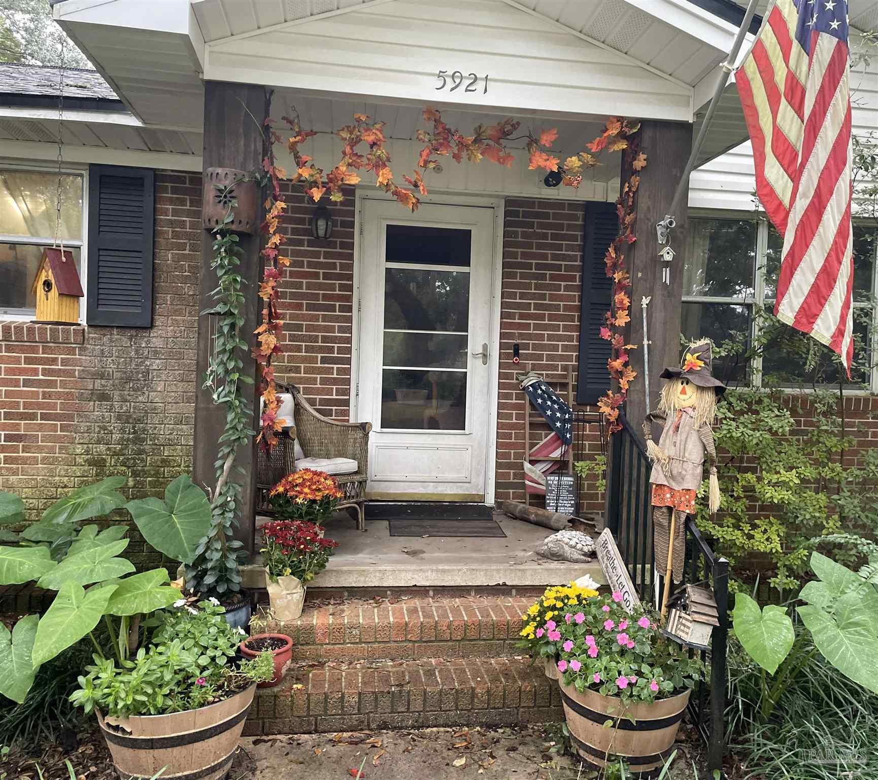 5921 Count Road Pensacola, FL 32503 - Photo 2 of 46