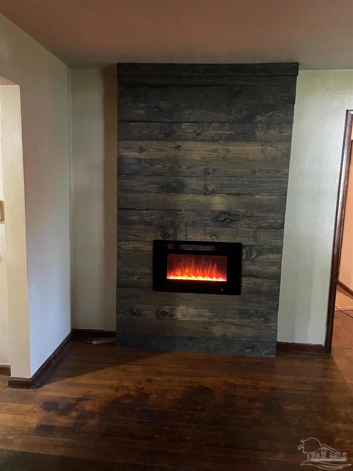 5921 Count Road Pensacola, FL 32503 - Photo 5 of 46