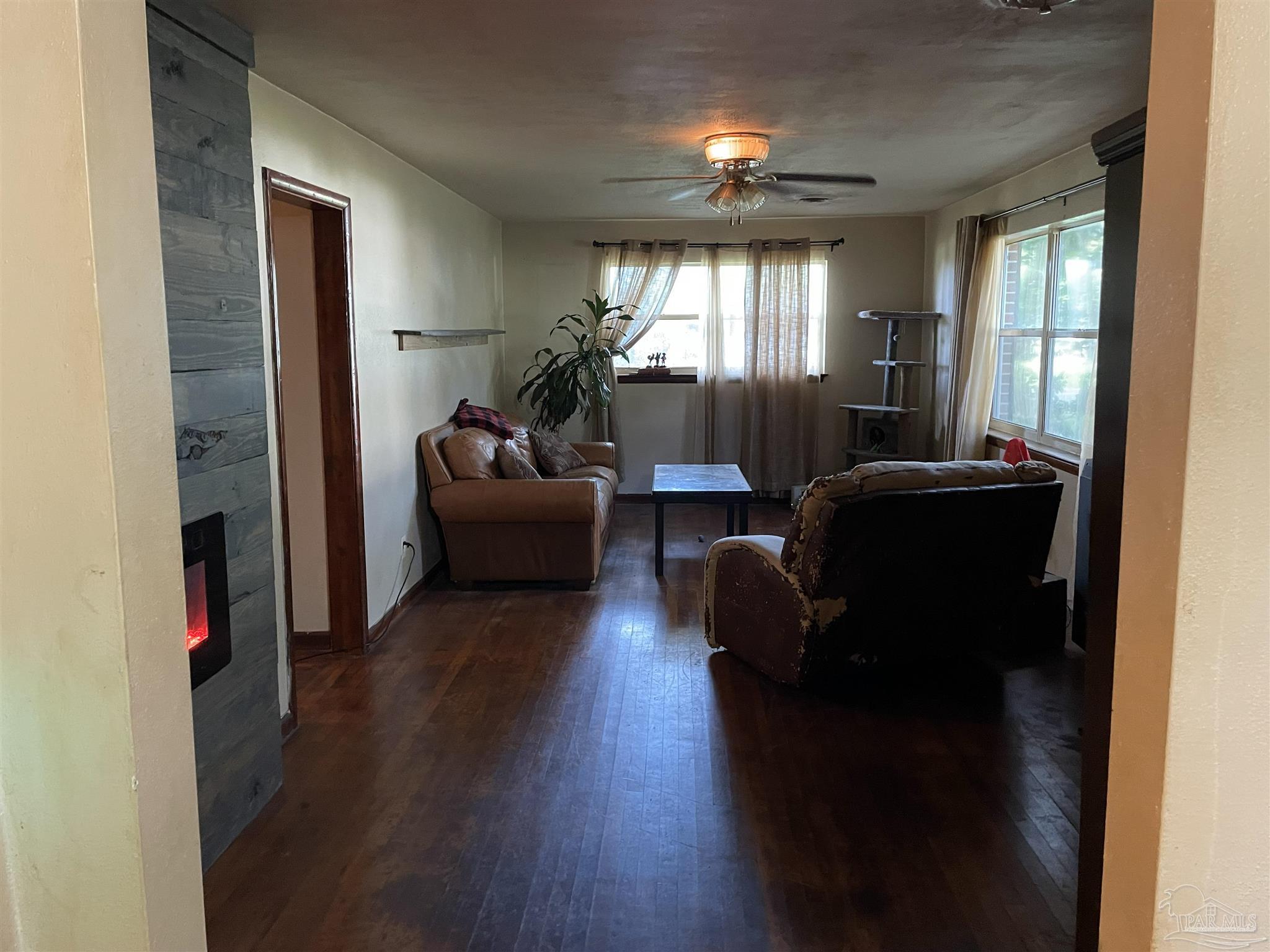 5921 Count Road Pensacola, FL 32503 - Photo 6 of 46