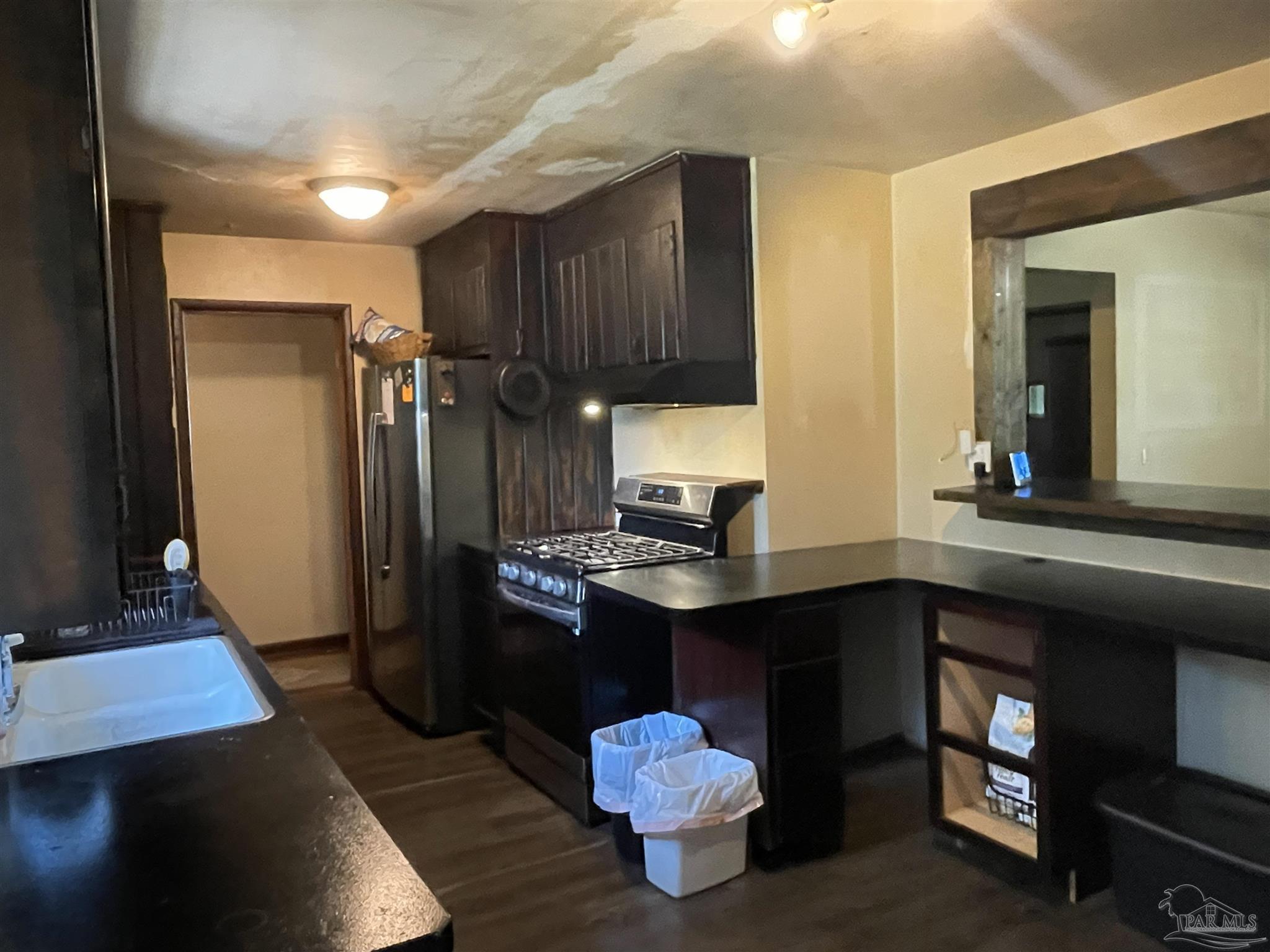 5921 Count Road Pensacola, FL 32503 - Photo 9 of 46