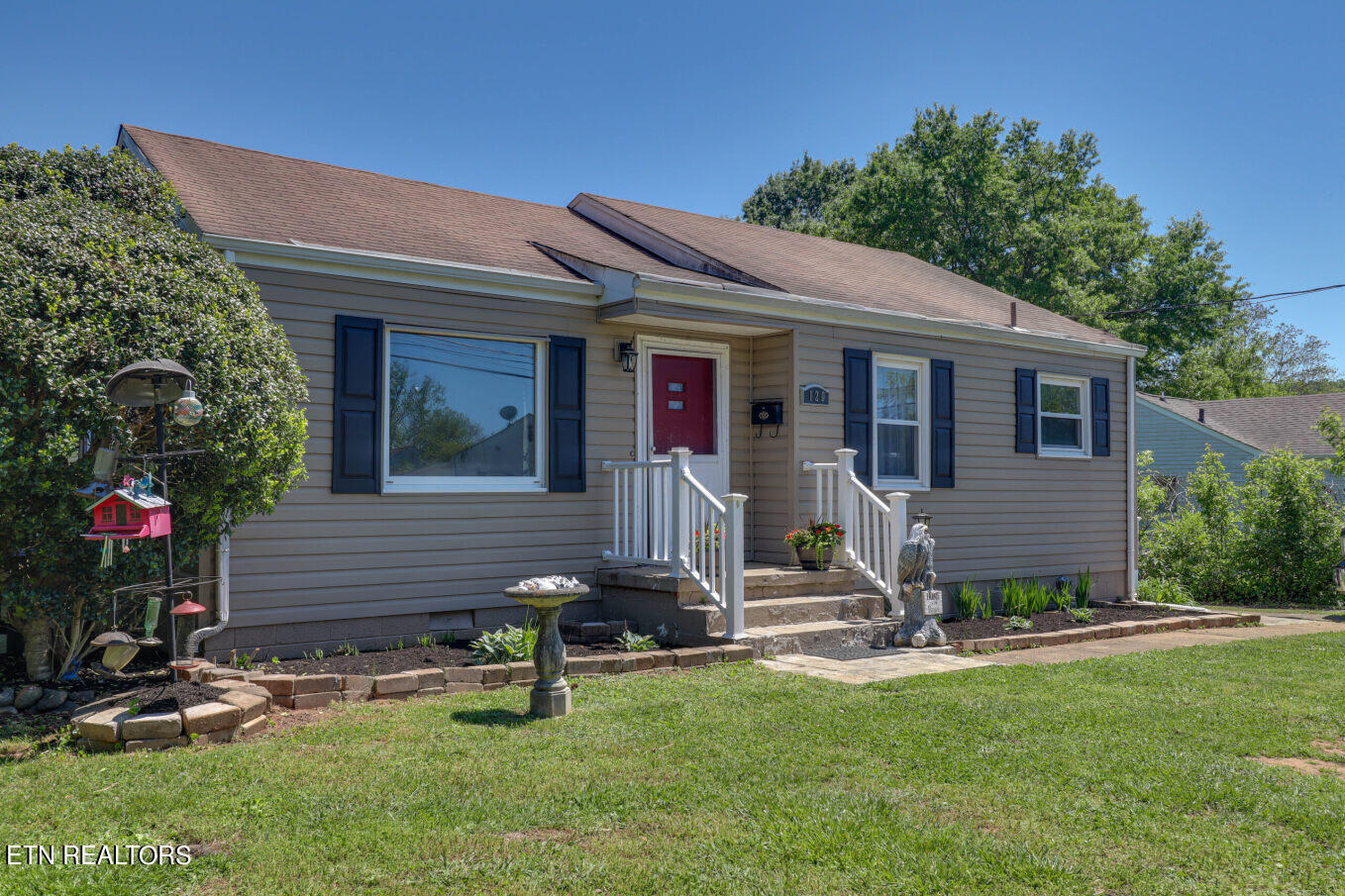 120 Salem Road Oak Ridge, TN 37830 - Photo 1 of 29 Front 2