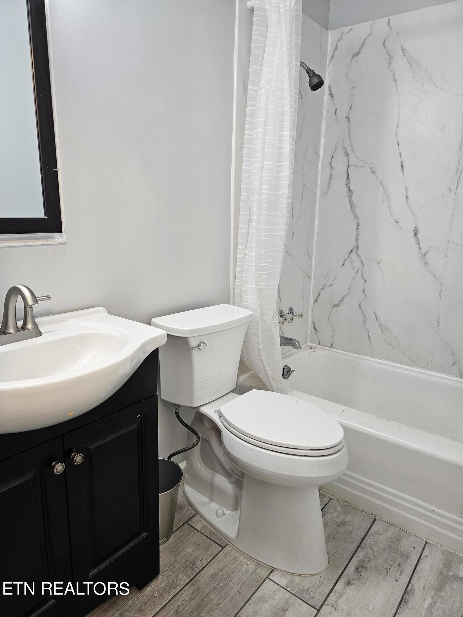 120 Salem Road Oak Ridge, TN 37830 - Photo 15 of 29 Bathroom A1A