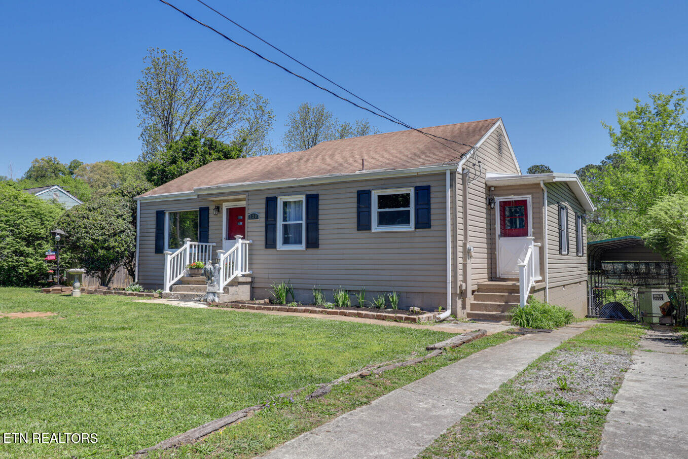 120 Salem Road Oak Ridge, TN 37830 - Photo 3 of 29 Front 3