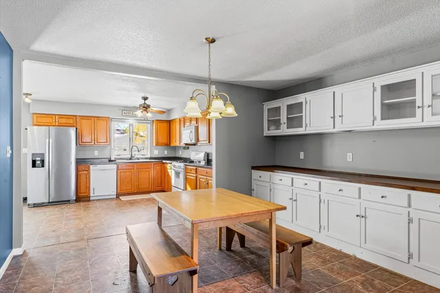 $199,900 | 1058 North Drive, Rantoul, IL 61866