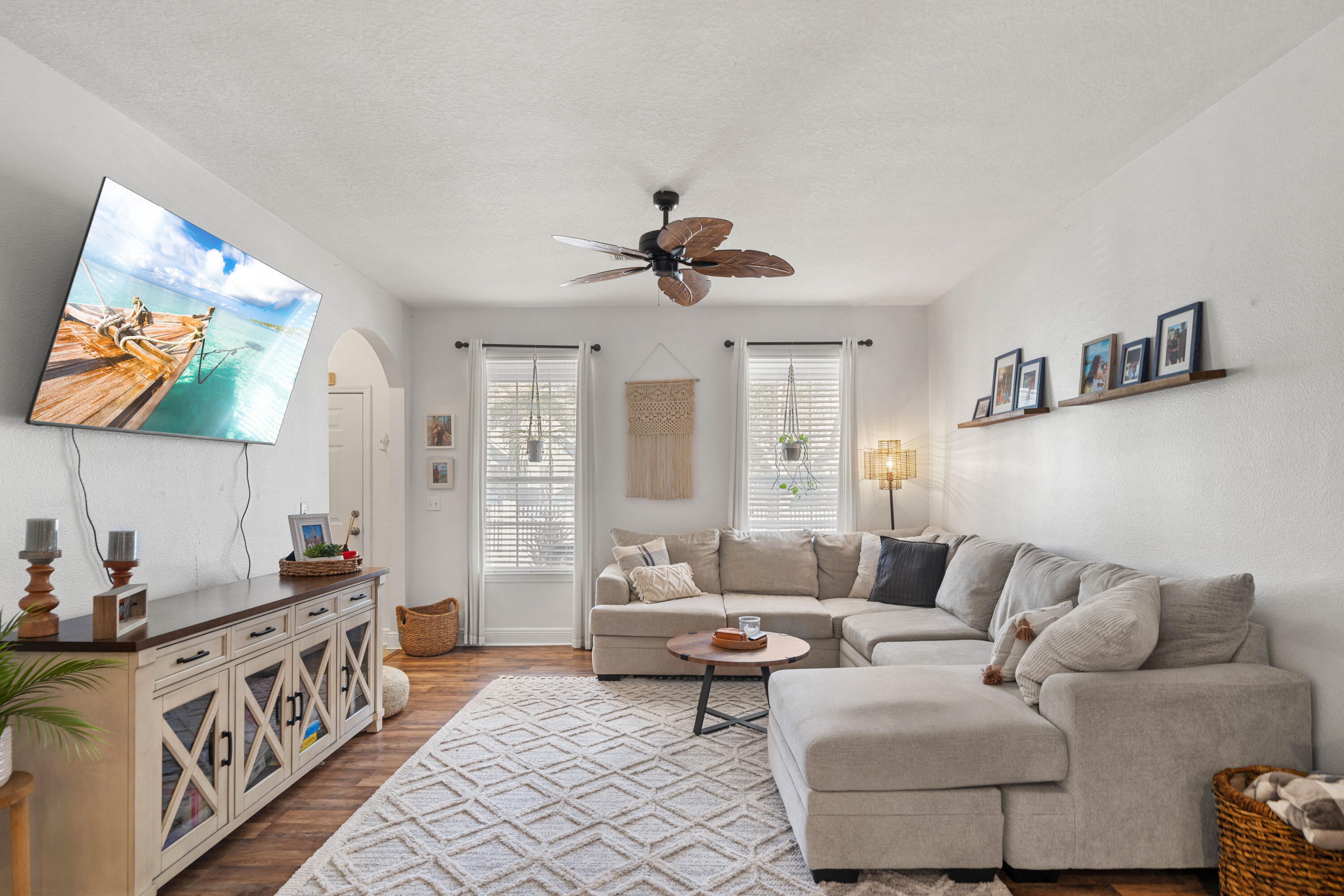 486 Fanny Ann Way Freeport, FL 32439 - Photo 4 of 58 a living room with furniture and a flat screen tv