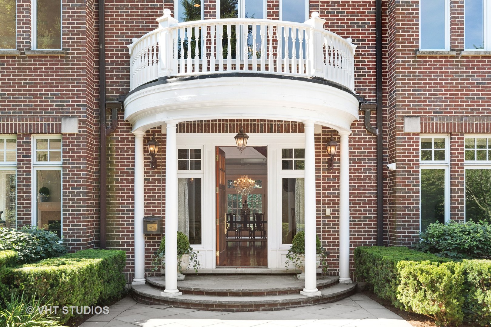 738 Tower Road Winnetka, IL 60093 - Photo 7 of 58 a front view of a building