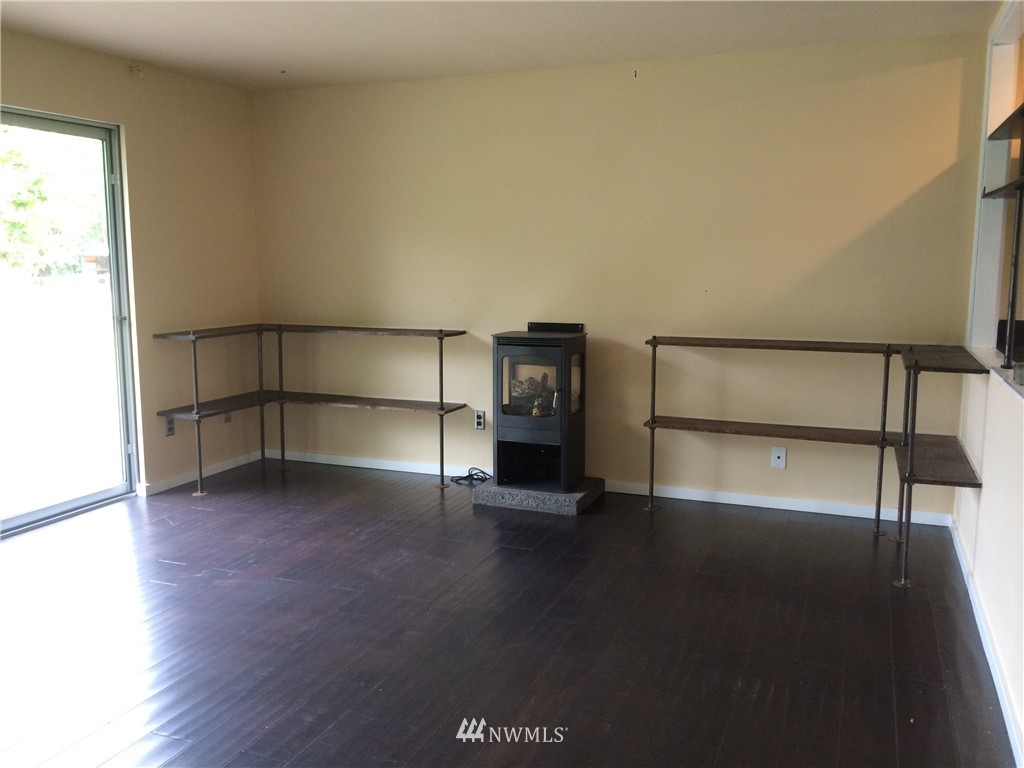 5980 Maxwelton Road Clinton, WA 98236 - Photo 2 of 16 Gallery Image 2