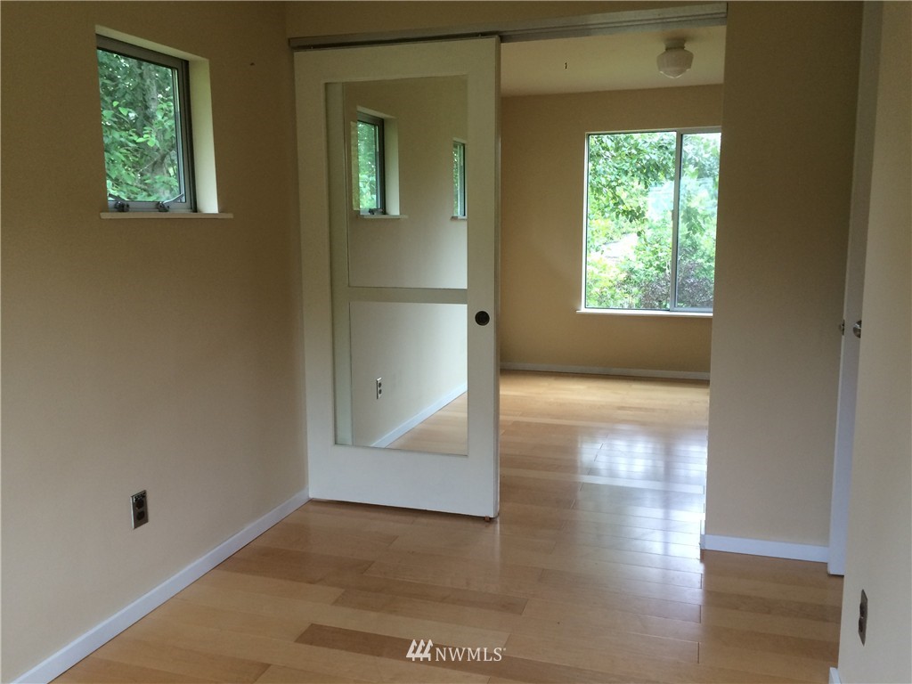 5980 Maxwelton Road Clinton, WA 98236 - Photo 8 of 16 Gallery Image 8