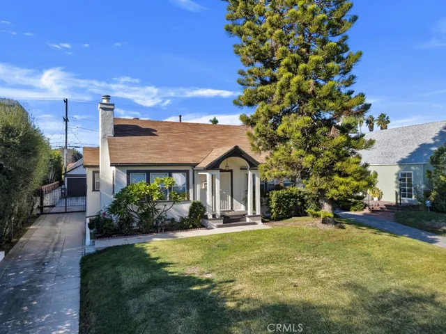 $1,895,000 | 337 Beachwood Drive, Los Angeles, CA 90004