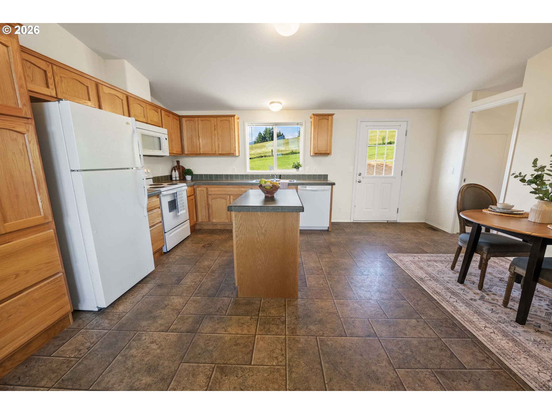 93228 Knappa Platt Road Astoria, OR 97103 - Photo 7 of 46 Kitchen