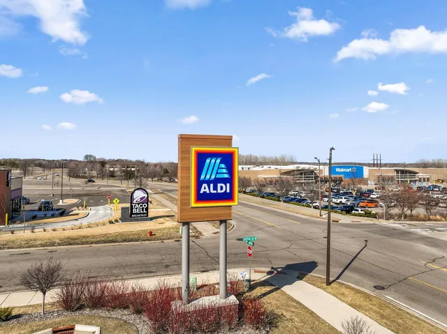 $515,000 | 425 James Parkway, Elko New Market, MN 55054