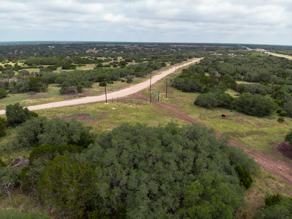 252 Elrincon Road Mountain Home, TX 78058 - Photo 15 of 29