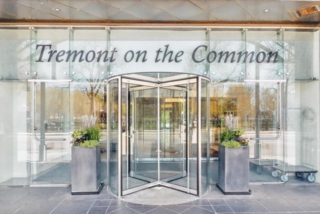 $1,200,000 | 151 Tremont Street, Unit 27R, Boston, MA 02111