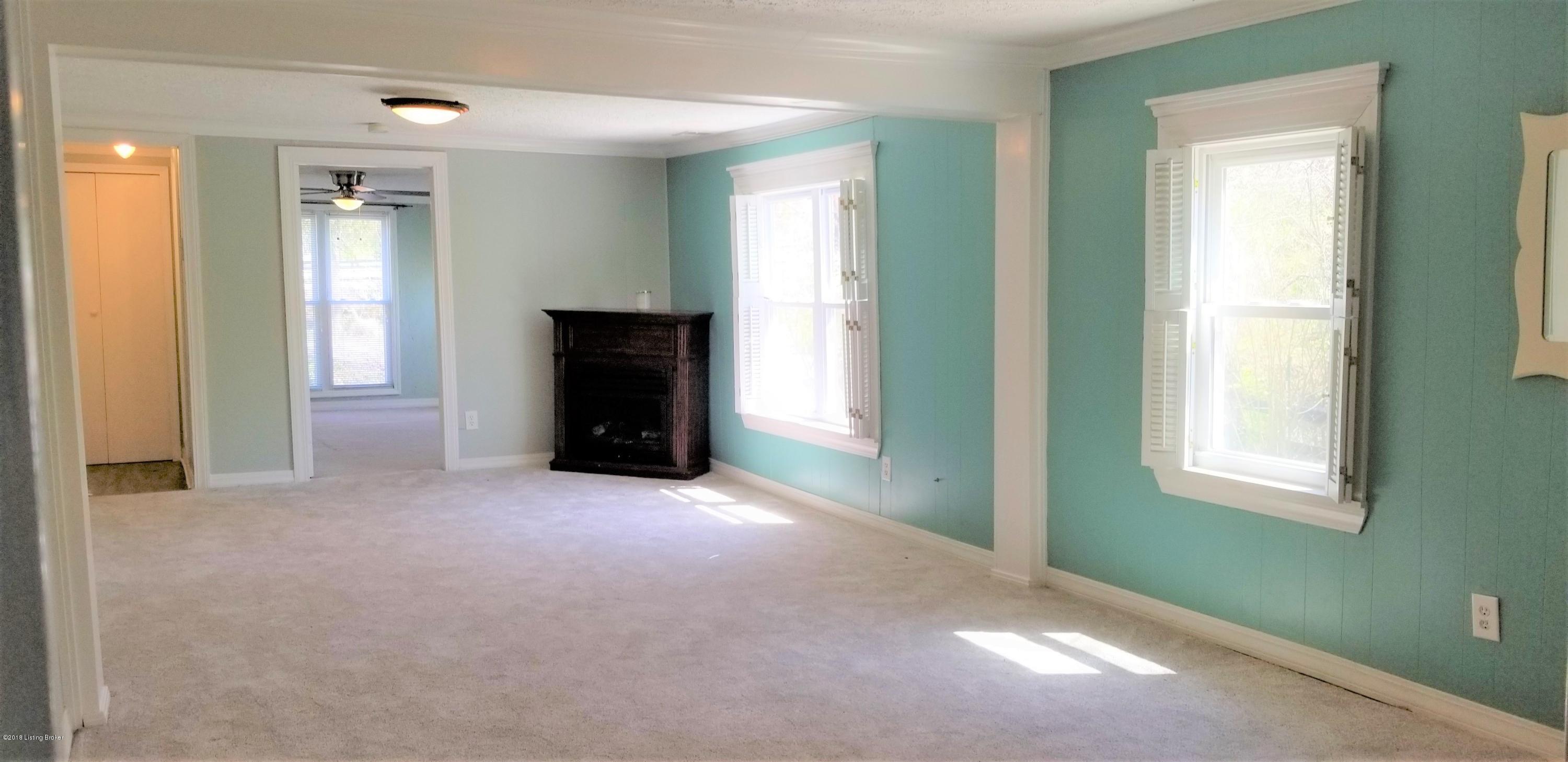 8906 Old Bates Road Louisville, KY 40228 - Photo 9 of 35 Pic 9 Old Bates