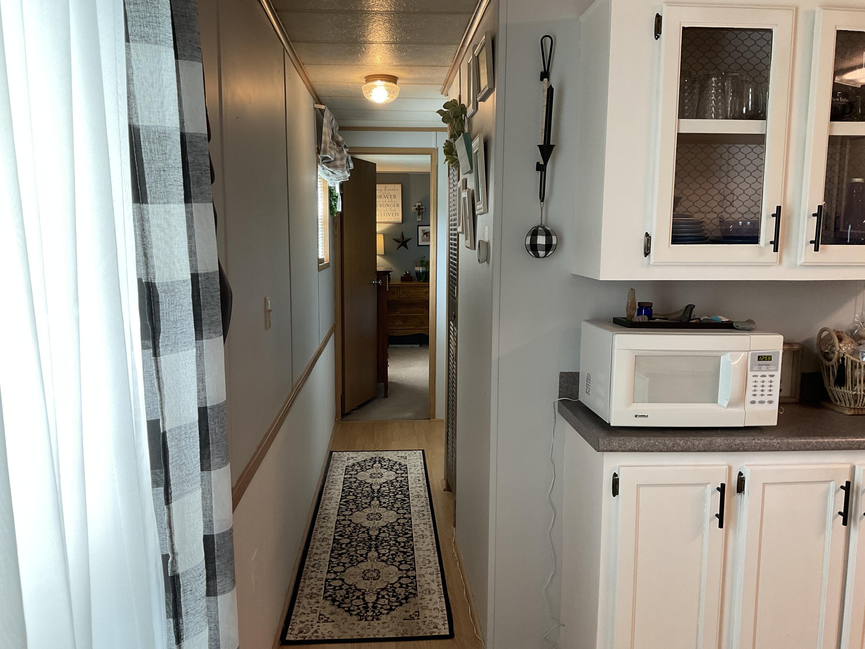 2196 Sanford Road, Unit 40 Wells, ME 04090 - Photo 15 of 18 Hallway