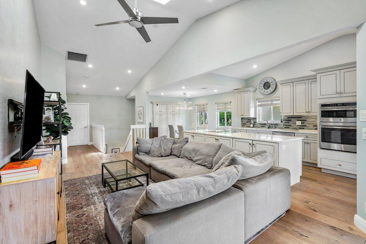 23158 Island View, Unit 2 Boca Raton, FL 33433 - Photo 8 of 36 009-23158IslandView-APT2-BocaRaton-FL-33