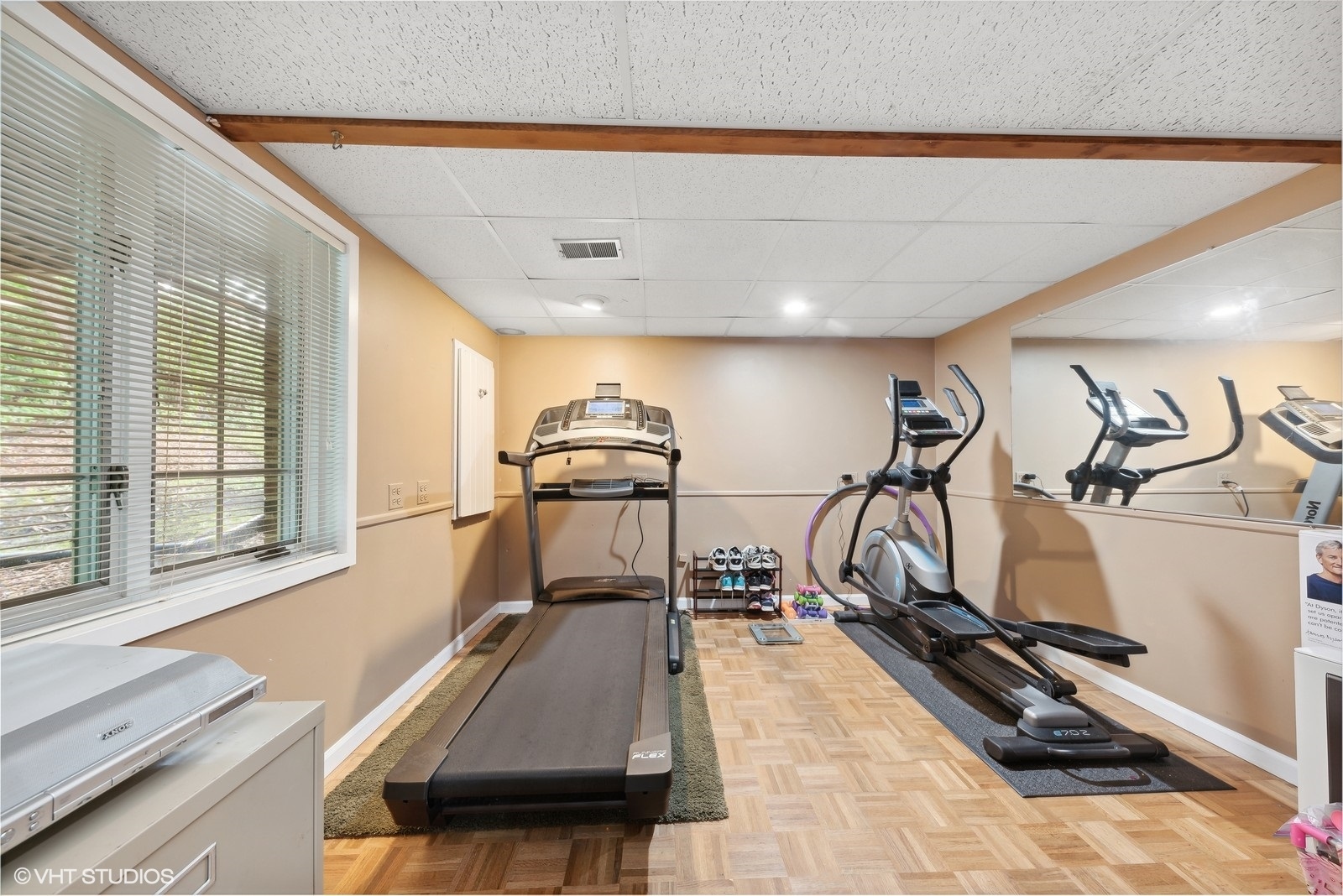 1483 West Shire Circle Inverness, IL 60067 - Photo 10 of 23 a view of a room with gym equipment