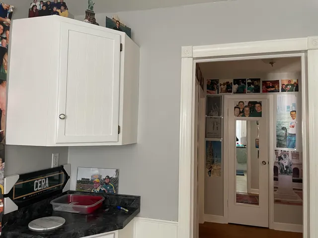 $1,050 | 2020 South 82nd Street, West Allis, WI 53219