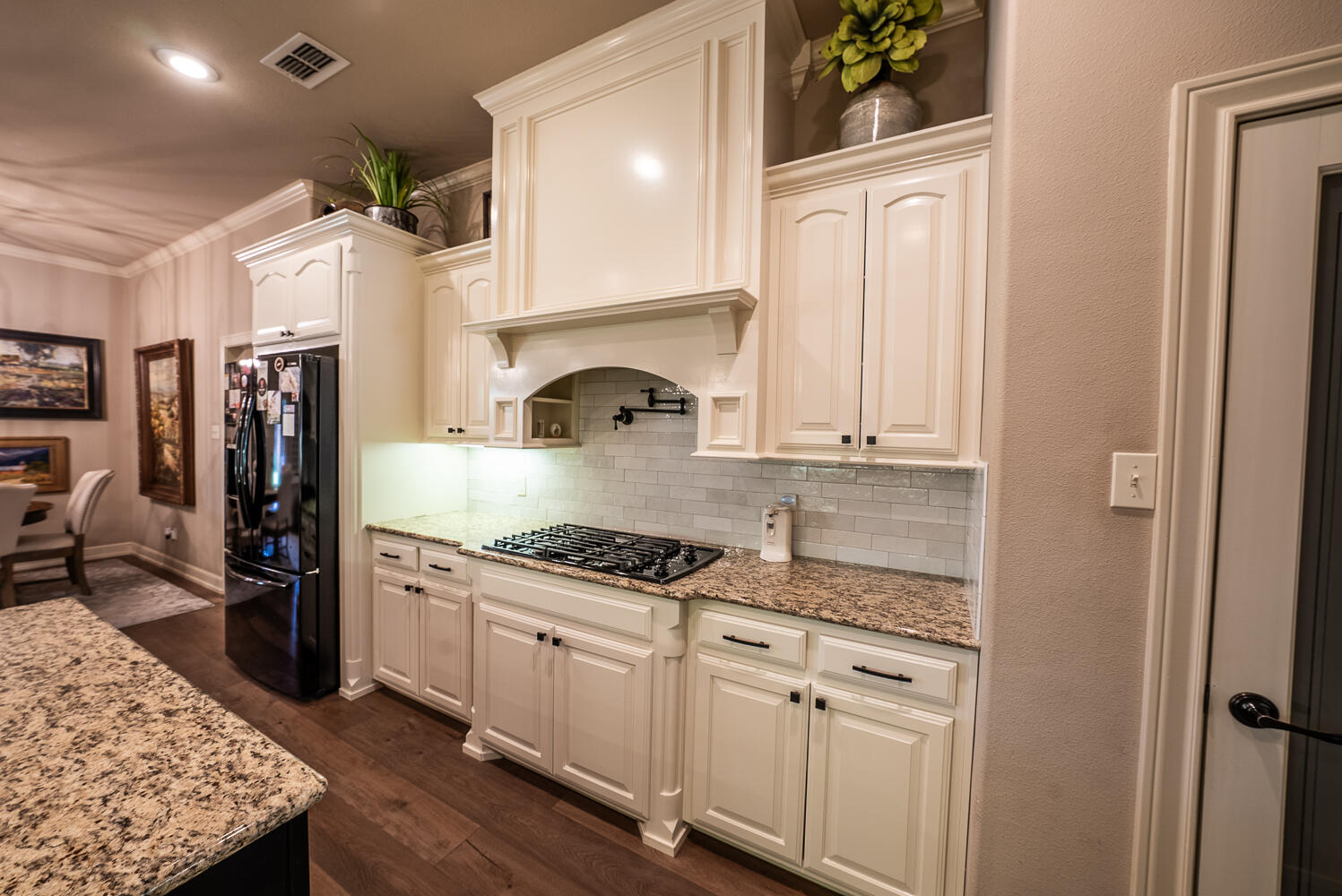 6005 90th Street Lubbock, TX 79424 - Photo 6 of 25 DSC01433