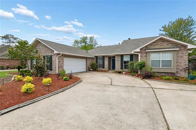892 Cross Gates Boulevard Slidell, LA 70461 - Photo 1 of 28