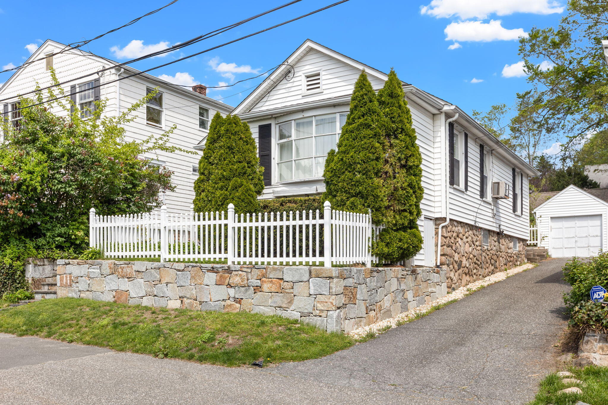 18 William Street, Darien, CT 06820 Compass