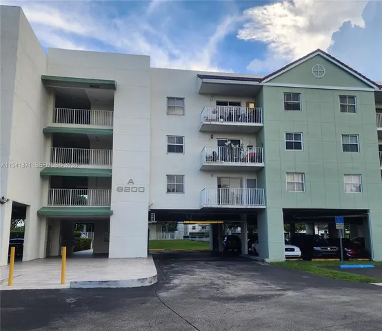 $249,000 | 8200 Southwest 210th Street, Unit 111, Cutler Bay, FL 33189