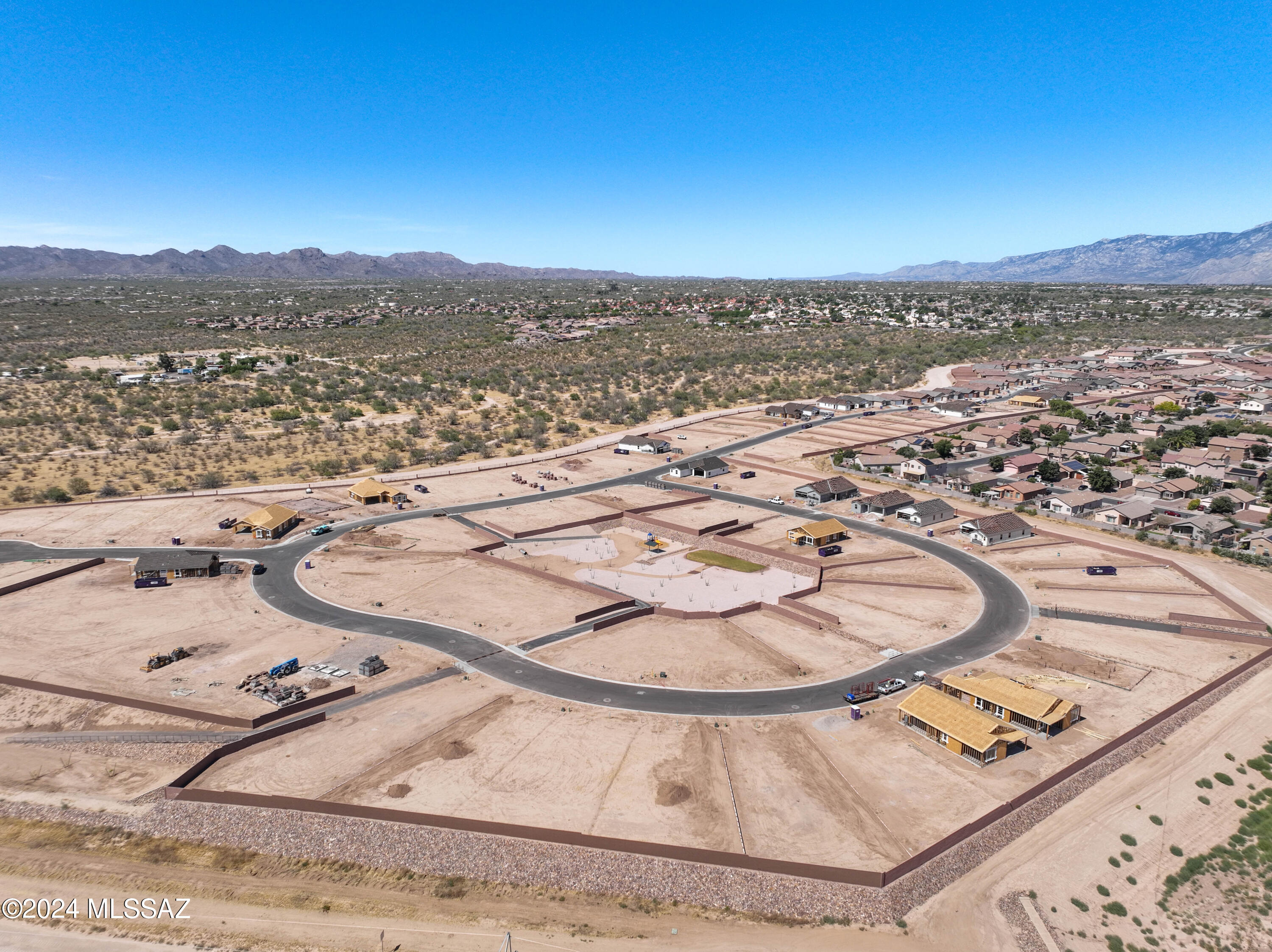 8700 East Magdalena Road Tucson, AZ 85742 - Photo 5 of 16 Gallery Image 5