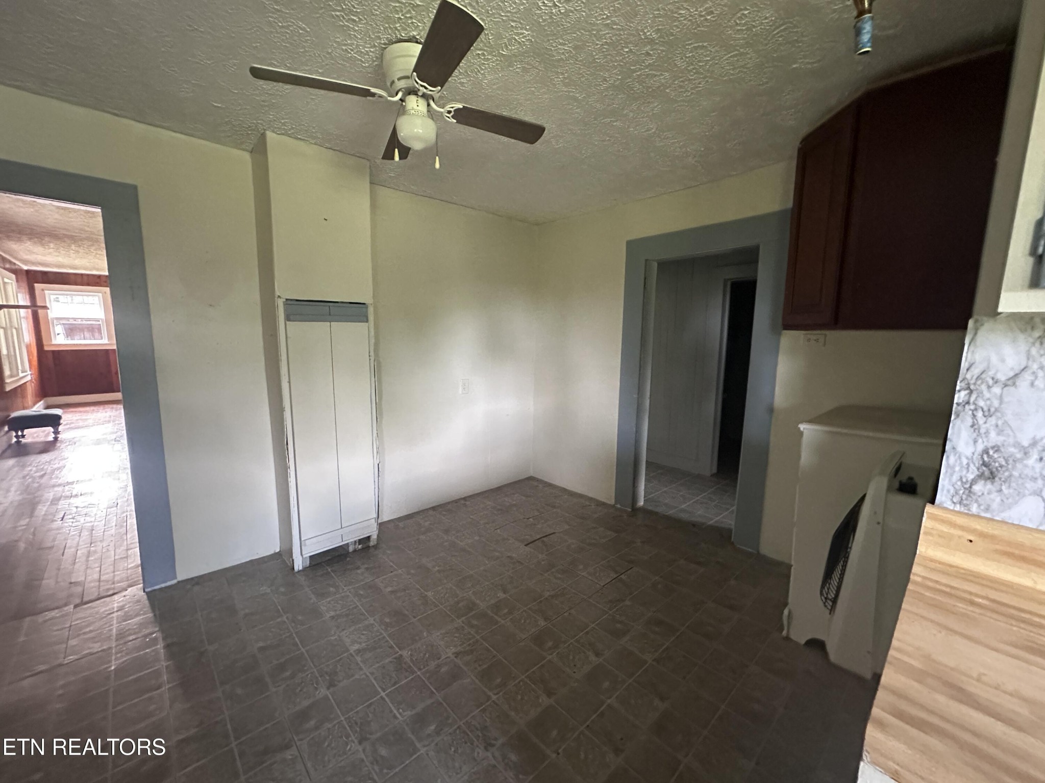 1671 Taylor Place Road Jamestown, TN 38556 - Photo 11 of 35 Gallery Image 11