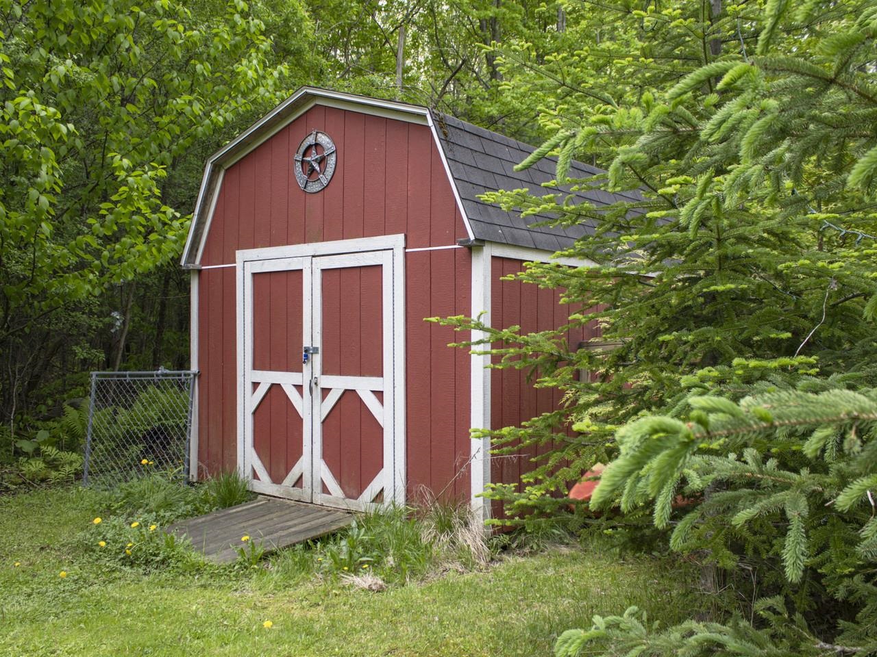 33 McHugh Road Barre Town, VT 05654 - Photo 7 of 40