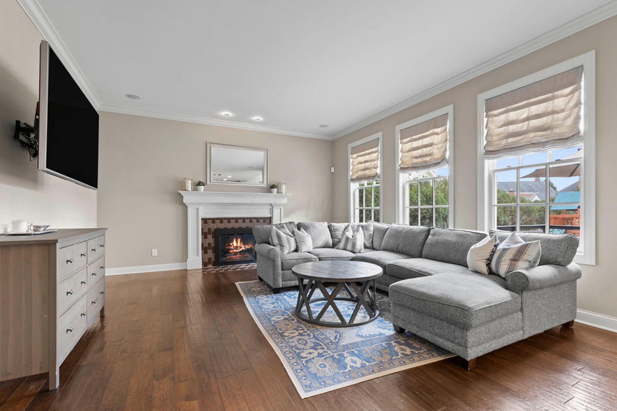 7255 Southfield Road New Albany, OH 43054 - Photo 2 of 44 Great Room