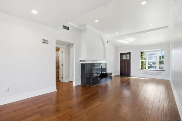 $5,500 | 1756 Mission Cliff Drive, San Diego, CA 92116