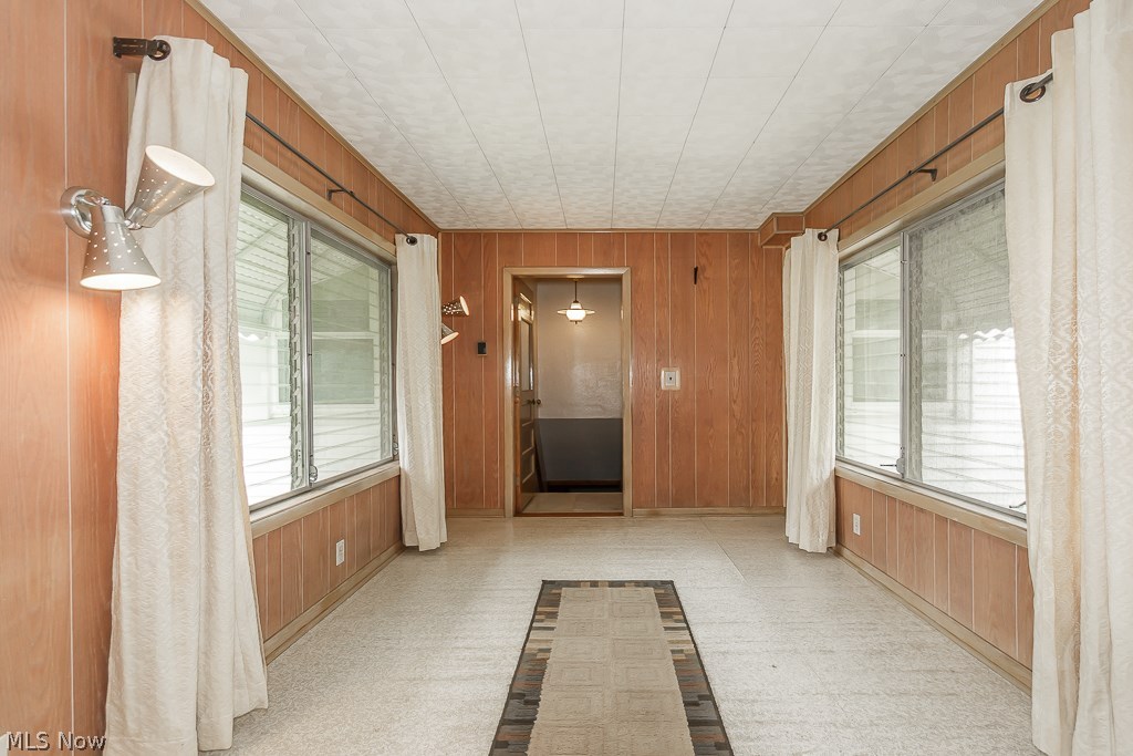 23020 Harms Road Cleveland, OH 44143 - Photo 29 of 35 Gallery Image 29