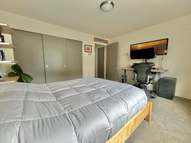 4852 40th Avenue Southwest, Unit B Seattle, WA 98116 - Photo 14 of 26
